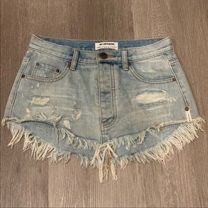 One teaspoon skirt size 23